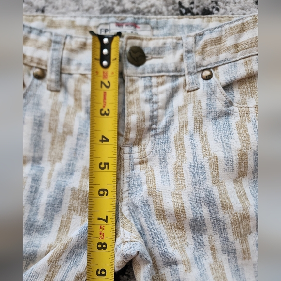 Free People Boho Cropped Zipper Skinny Jeans Womens Size 26 Festival Minimalist - Picture 6 of 9